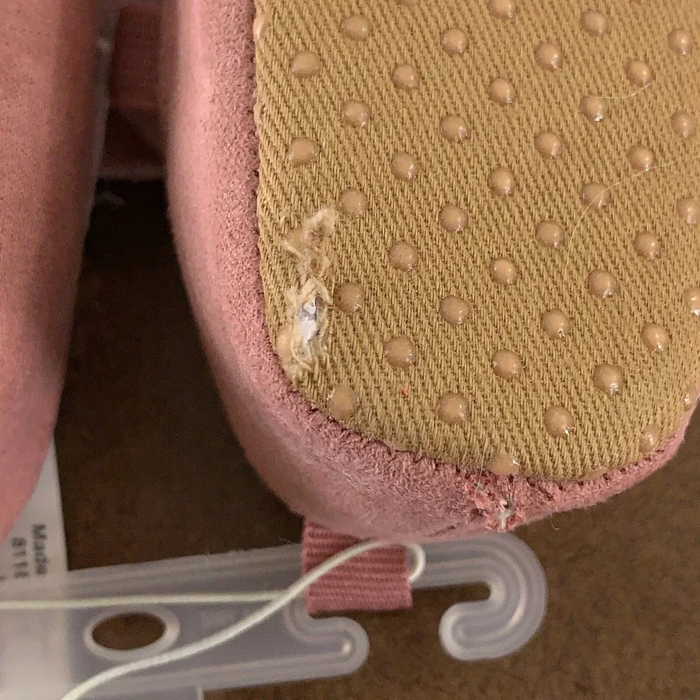 Old Navy Baby Girl Size 0-3 Months Pink Faux-Suede Bow-Tie Ballet Flat NWT *Flaw